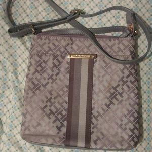Tommy Hilfiger hand bag